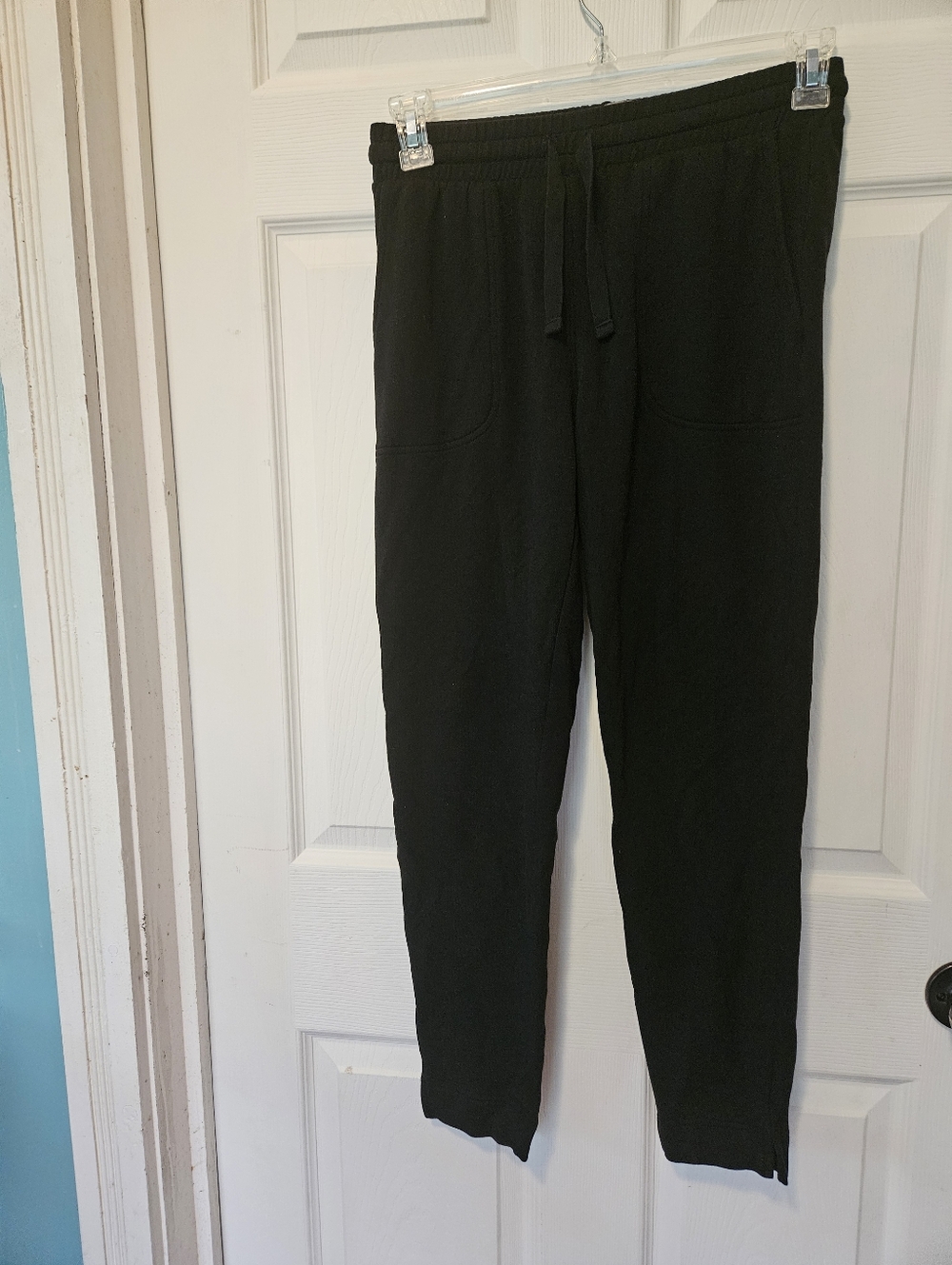 GAP Black Women's Cropped Drawstring Jogger Pants